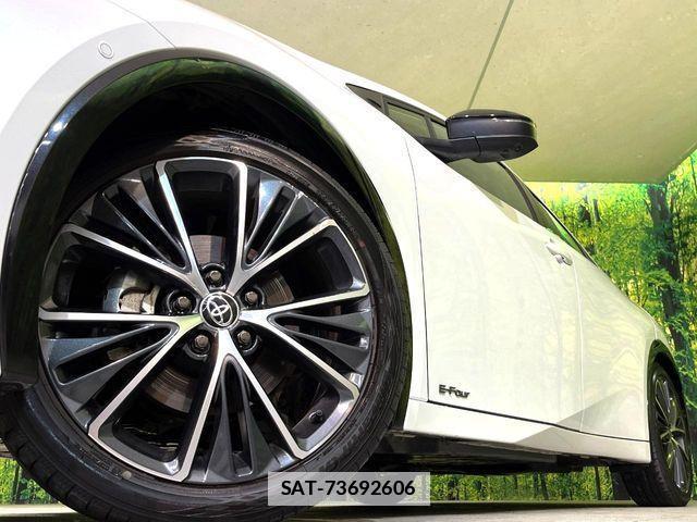 Toyota PRIUS 2025-04 2084768-12