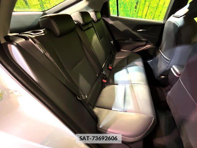 Toyota PRIUS 2025-04 2084768-8