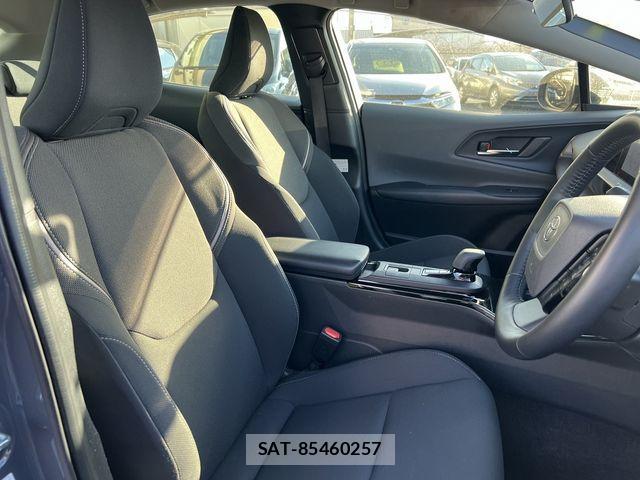 Toyota PRIUS 2023-08 2317089-9