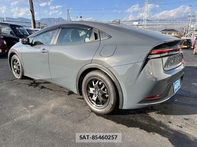 Toyota PRIUS 2023-08 2317089-5