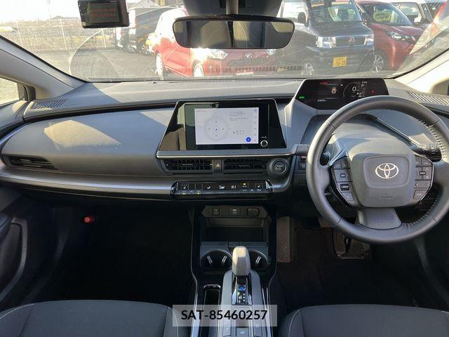 Toyota PRIUS 2023-08 2317089-6
