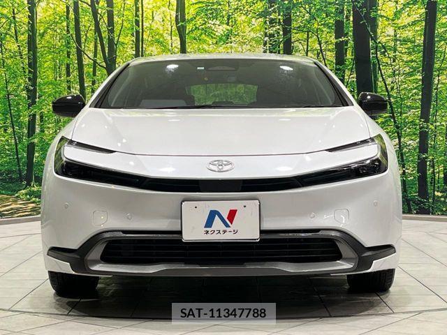 Toyota PRIUS 2023-04 2401659-13