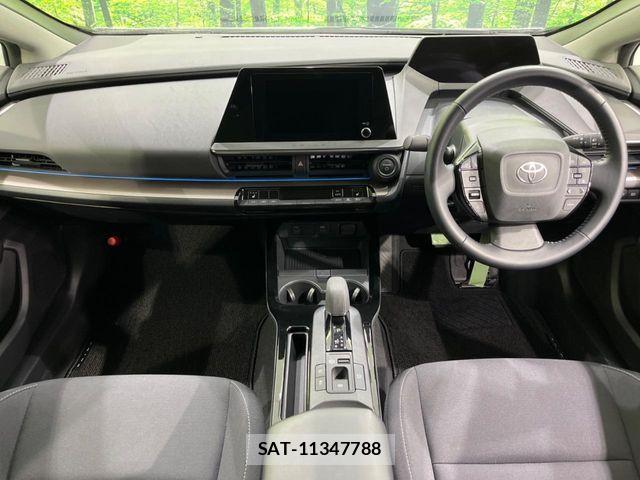 Toyota PRIUS 2023-04 2401659-1
