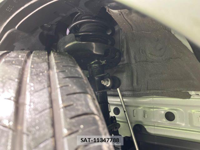 Toyota PRIUS 2023-04 2401659-19