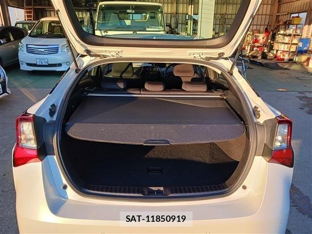 Toyota PRIUS 2021-01 2674552-12