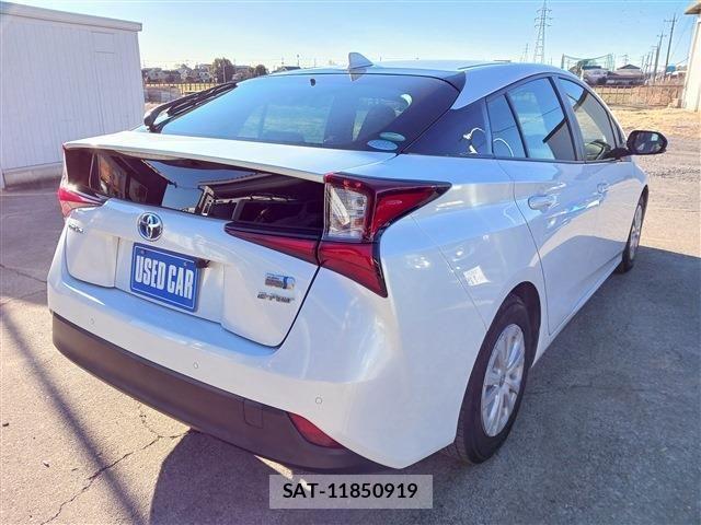 Toyota PRIUS 2021-01 2674552-2