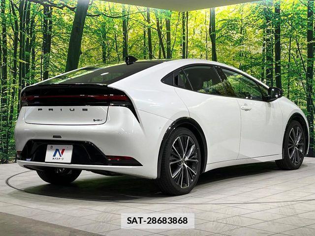 Toyota PRIUS 2025-04 3384170-17