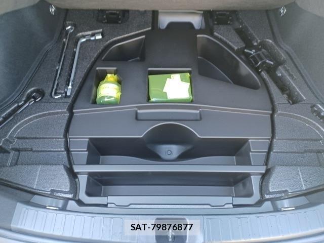 Toyota PRIUS 2021-01 4243031-13