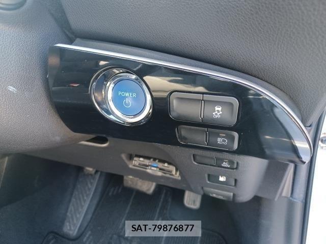 Toyota PRIUS 2021-01 4243031-7