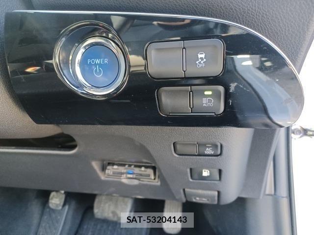 Toyota PRIUS 2021-01 4243038-9