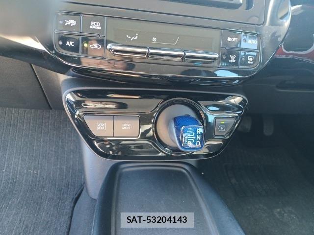 Toyota PRIUS 2021-01 4243038-10