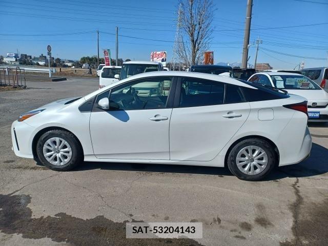 Toyota PRIUS 2021-01 4243038-3