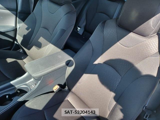 Toyota PRIUS 2021-01 4243038-6