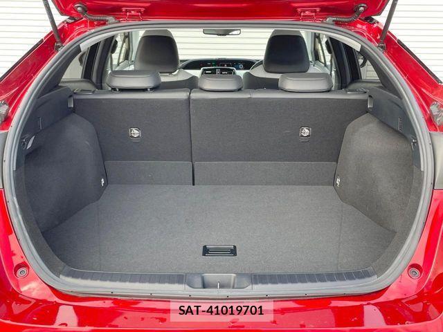 Toyota PRIUS 2016-06 4757077-10