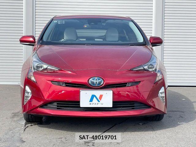 Toyota PRIUS 2016-06 4757077-14