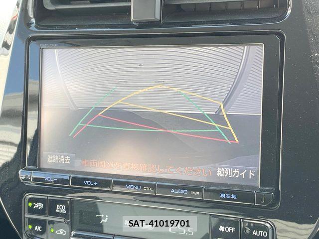 Toyota PRIUS 2016-06 4757077-3