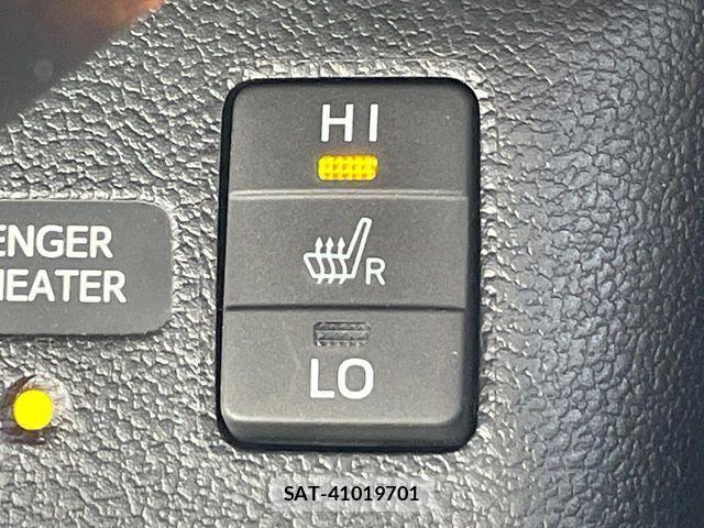 Toyota PRIUS 2016-06 4757077-6