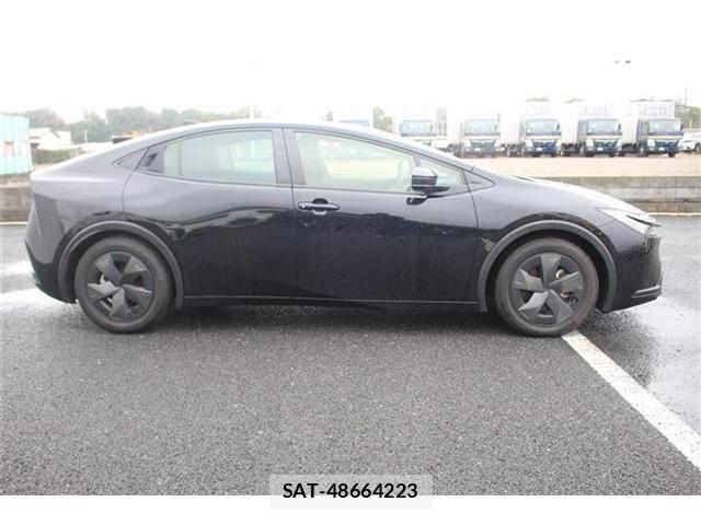 Toyota PRIUS 2024-03 4978333-14