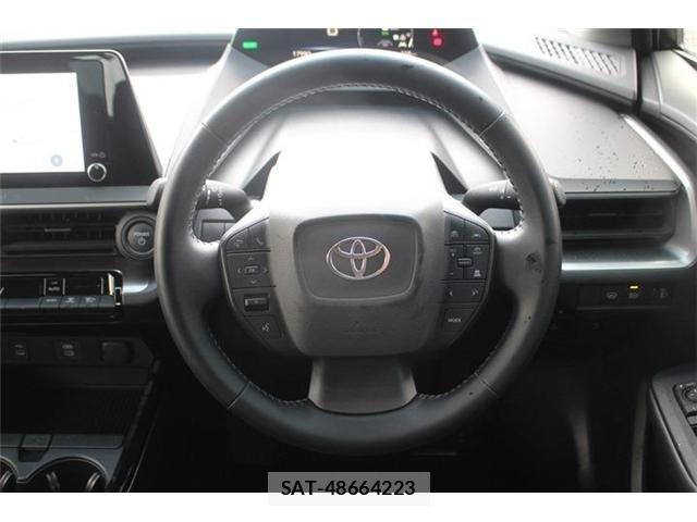 Toyota PRIUS 2024-03 4978333-27
