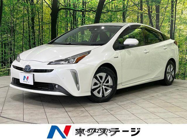 Toyota PRIUS 2019-01 5875968-0
