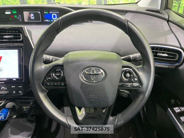 Toyota PRIUS 2019-01 5875968-11