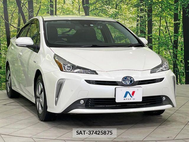 Toyota PRIUS 2019-01 5875968-16