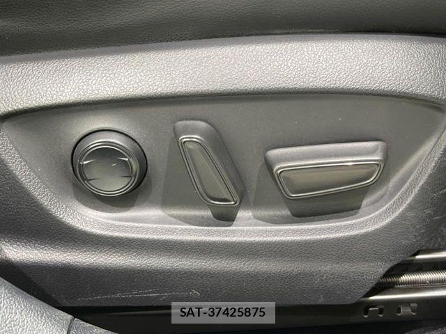 Toyota PRIUS 2019-01 5875968-7