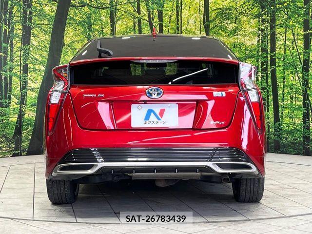 Toyota PRIUS 2018-09 5875970-15