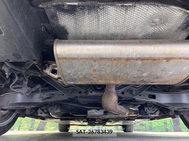 Toyota PRIUS 2018-09 5875970-19
