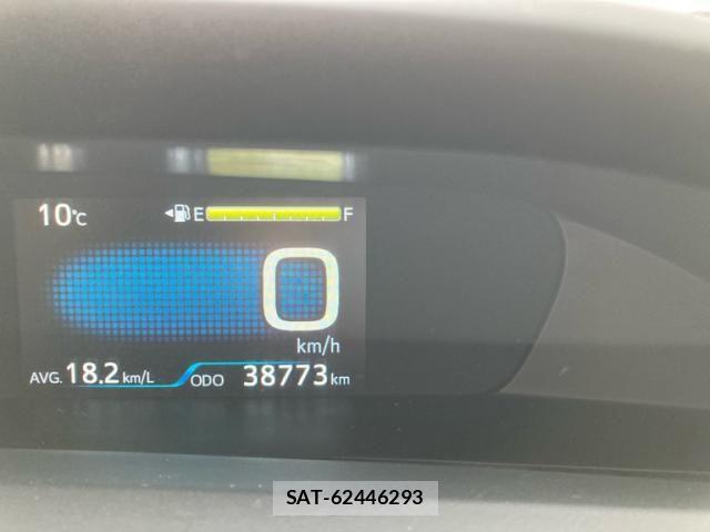 Toyota PRIUS 2022-08 6016582-28