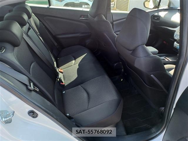 Toyota PRIUS 2021-03 6016583-16