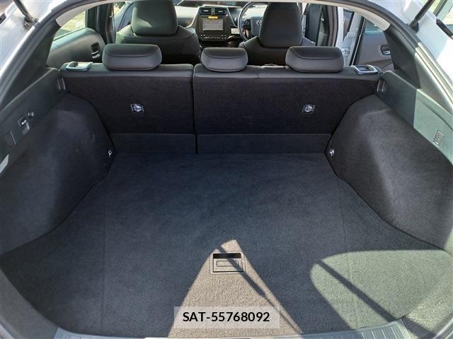 Toyota PRIUS 2021-03 6016583-17