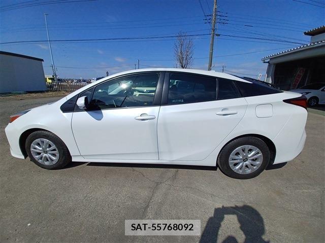 Toyota PRIUS 2021-03 6016583-3