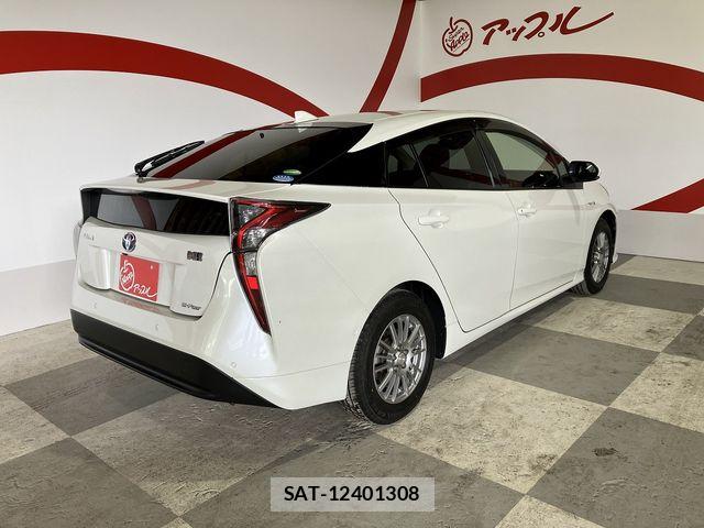 Toyota PRIUS 2017-03 6246802-22