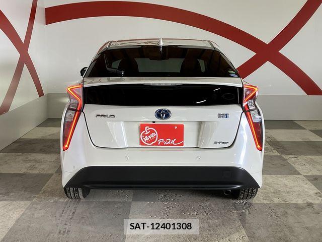 Toyota PRIUS 2017-03 6246802-25