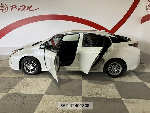 Toyota PRIUS 2017-03 6246802-2