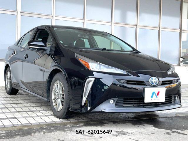 Toyota PRIUS 2021-11 6265632-15