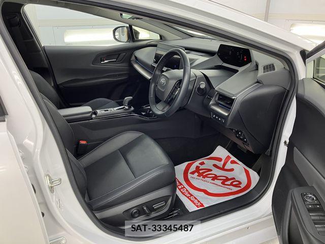 Toyota PRIUS 2023-04 6614287-3