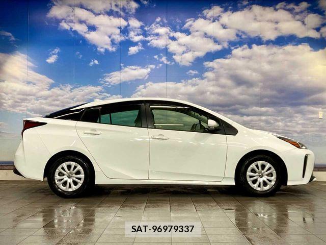 Toyota PRIUS 2021-03 6642249-13
