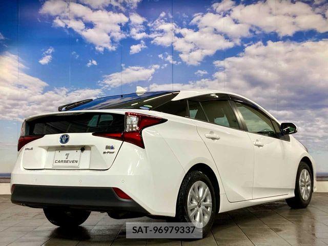 Toyota PRIUS 2021-03 6642249-14