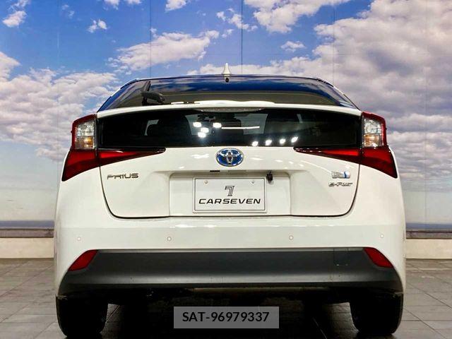 Toyota PRIUS 2021-03 6642249-15