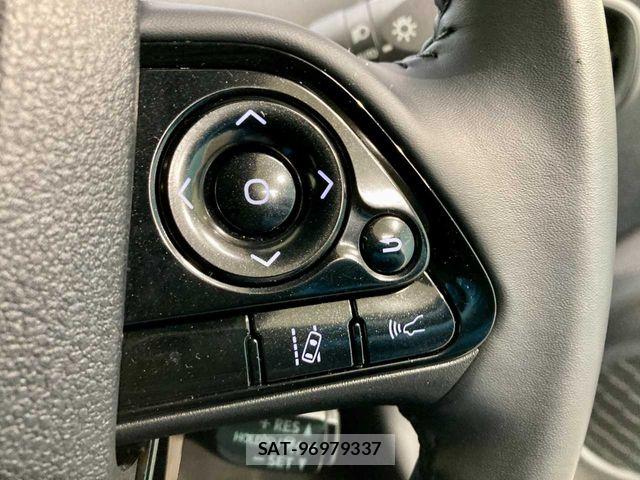 Toyota PRIUS 2021-03 6642249-24