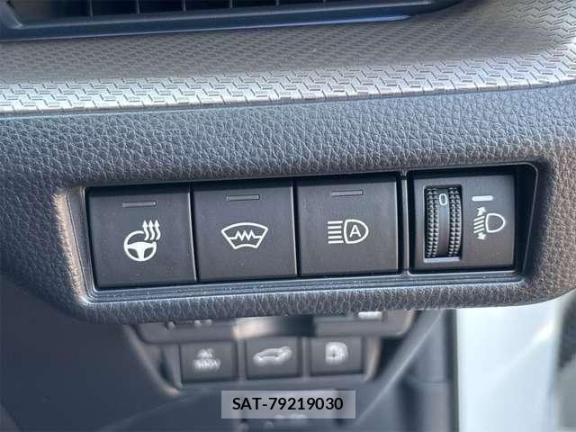 Toyota PRIUS 2023-04 6673228-10