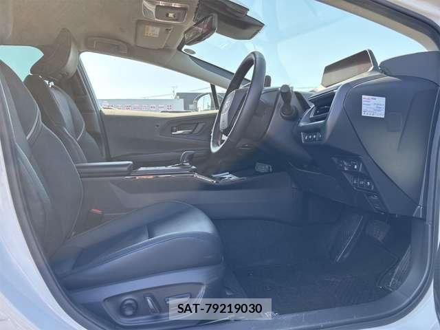 Toyota PRIUS 2023-04 6673228-11