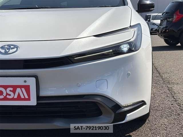 Toyota PRIUS 2023-04 6673228-15