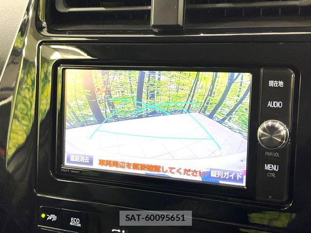 Toyota PRIUS 2018-03 6677589-3
