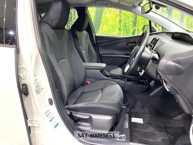 Toyota PRIUS 2018-03 6677589-8
