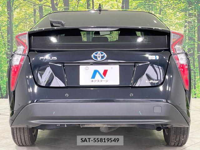 Toyota PRIUS 2017-03 6677588-15