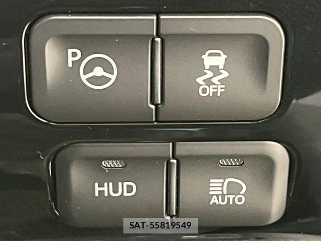 Toyota PRIUS 2017-03 6677588-4