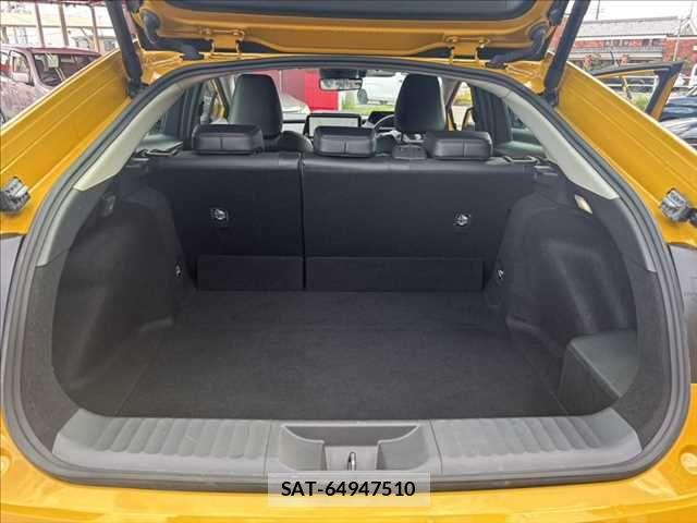 Toyota PRIUS 2023-08 6691201-9